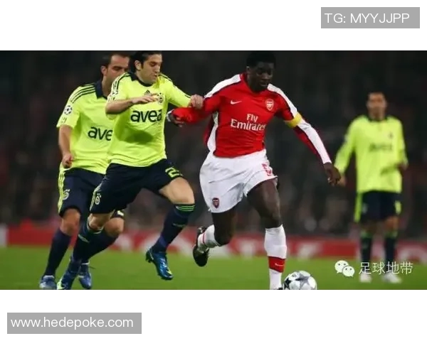 猜足球球星挑战：根据线索揭开神秘球员身份，谁能答对所有问题？