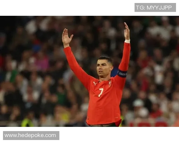 以足球明星罗纳尔多为例探讨中国球迷如何看待国际足球巨星的影响力与传奇地位 以足球明星罗纳尔多为例探讨中国球迷如何看待国际足球巨星的影响力与传奇地位